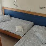 Assa *